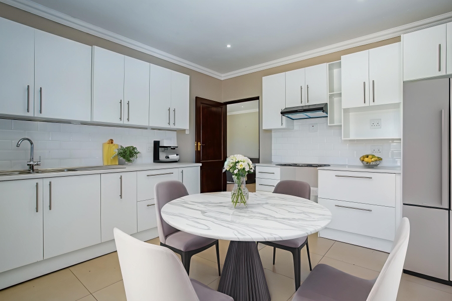6 Bedroom Property for Sale in Wellington West Western Cape